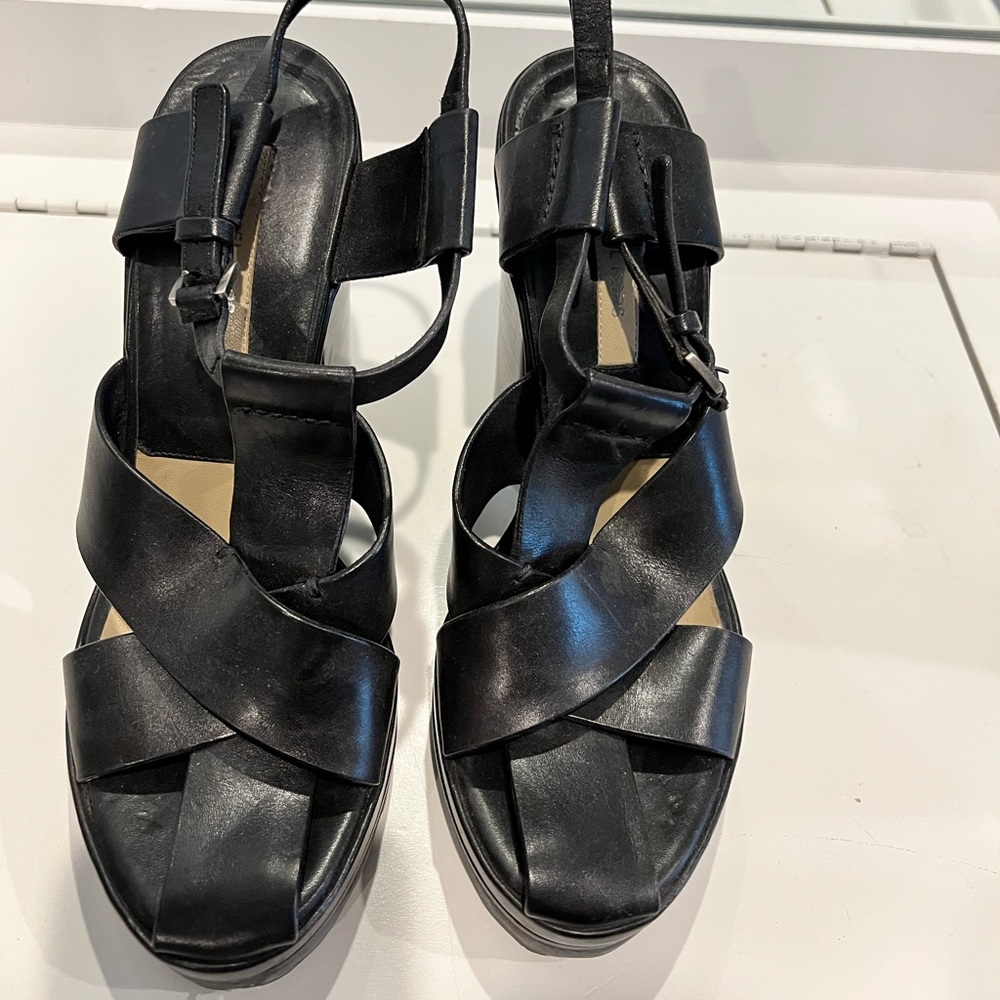 MICHAEL KORS Chunky Black Heeled Sandals Sz 8 - Picture 2 of 4